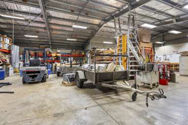 462 Devon Street West_3