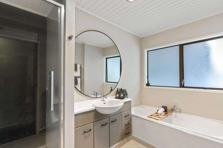 50 Galloway Crescent Farm Cove_20