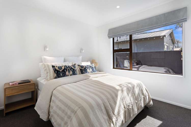 2/64 Searells Road Strowan_7