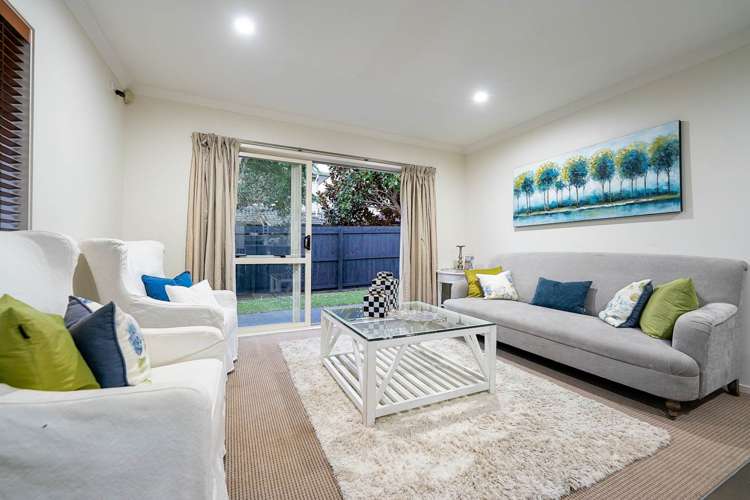 21 Kestev Drive Flat Bush_6