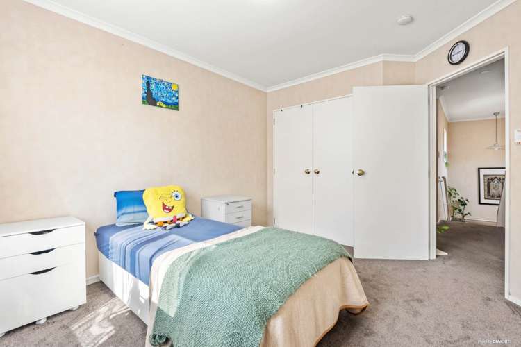 8 Dainton Place New Lynn_8