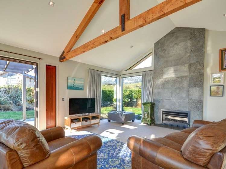 8 Skye Lane Jacks Point_9