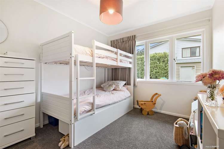 82 Kervil Avenue Te Atatu Peninsula_11