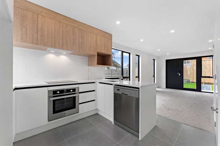 1-9/300 Great North Road Henderson_24