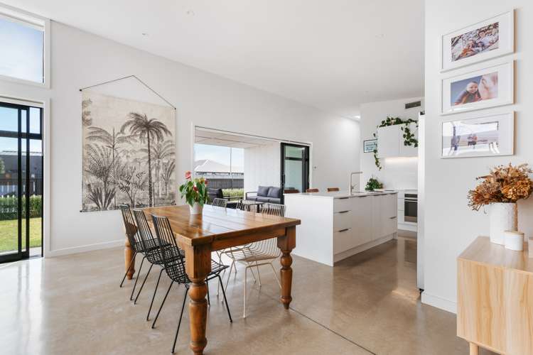 5 Royal Crescent Papamoa_13