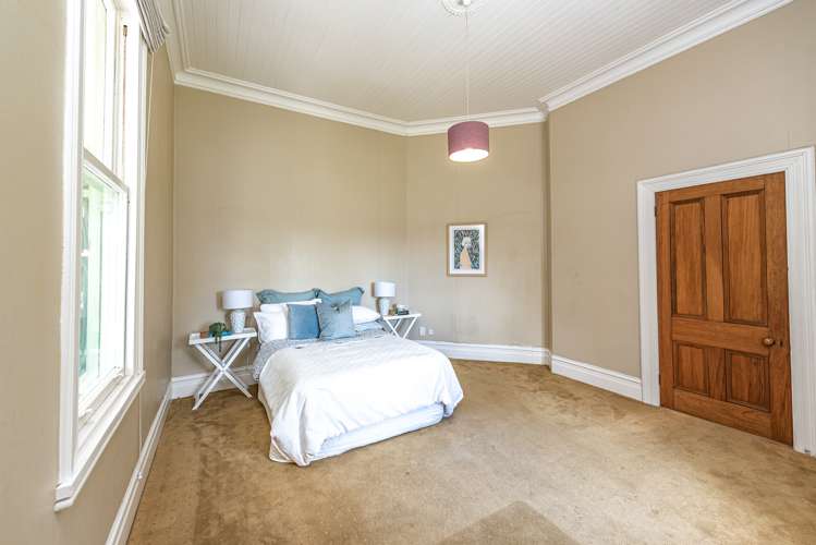 47 Mount View Road Bastia Hill_17