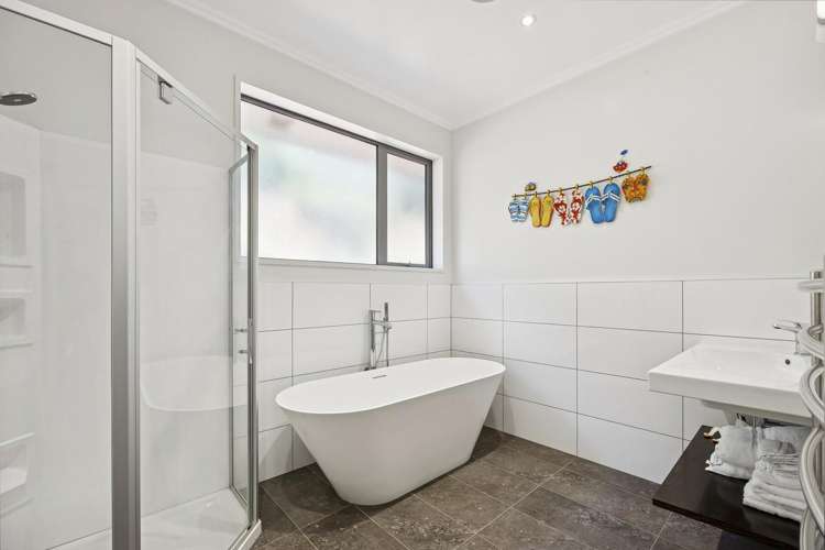 28 Barling Street Macandrew Bay_26