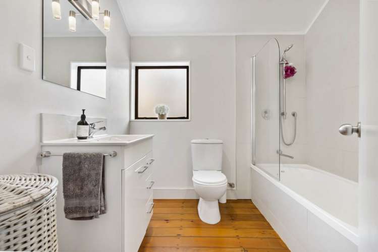 2/668 Whangaparaoa Road Stanmore Bay_9