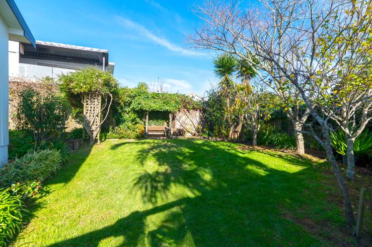 3 Kia Ora Road Beach Haven_13