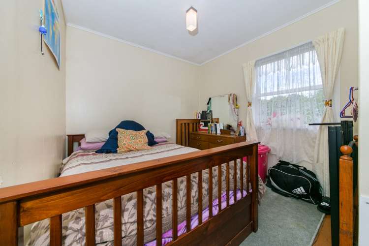 149 Edmonton Road Te Atatu South_8