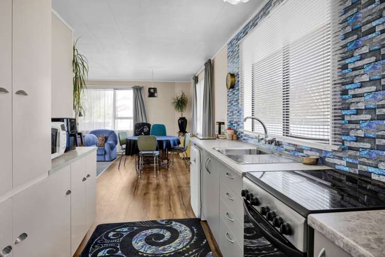 77 Patu-kukupa Street Manaia_6