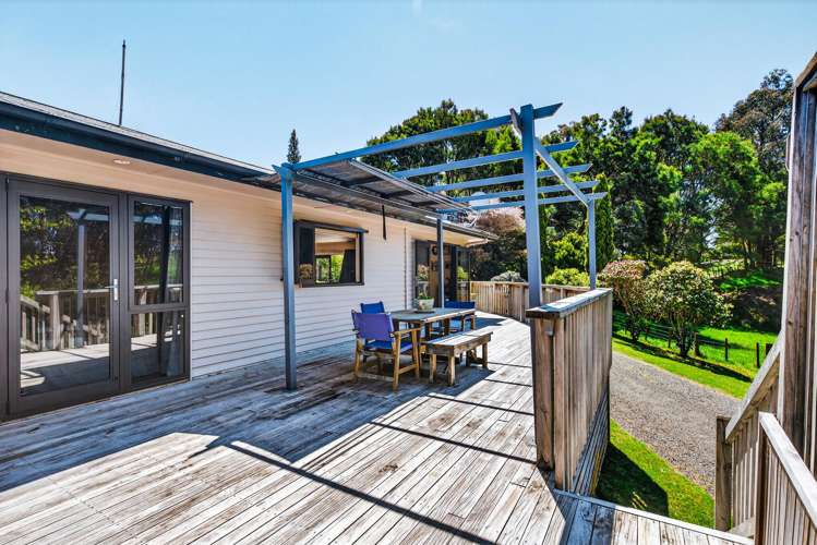 273 Mapara Road Acacia Bay_21