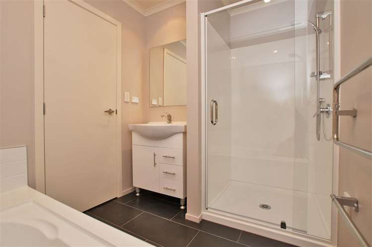 30 Queens Park Crescent Frankton_5