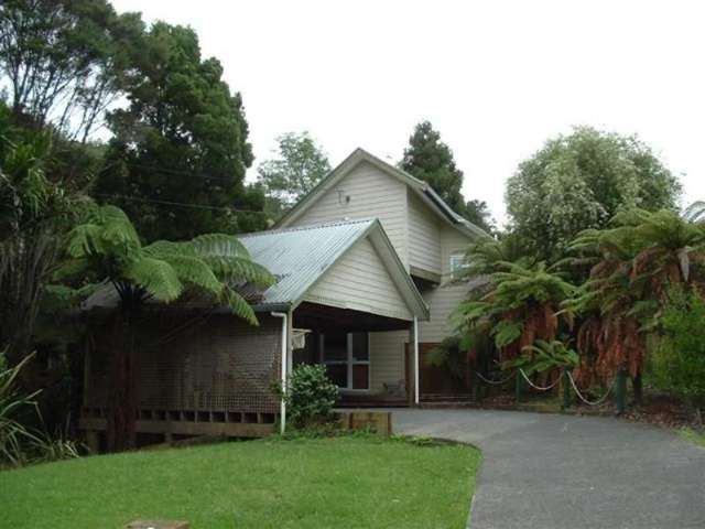 145 Woodlands Park Road Titirangi_1