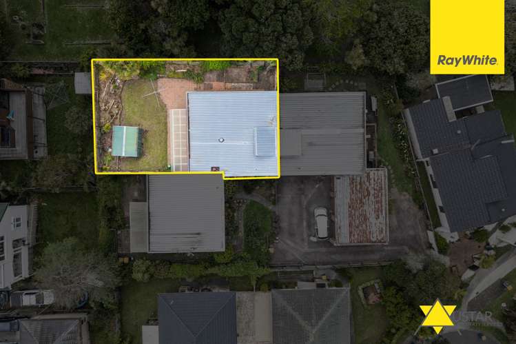 2/14 Cezanne Place New Lynn_11