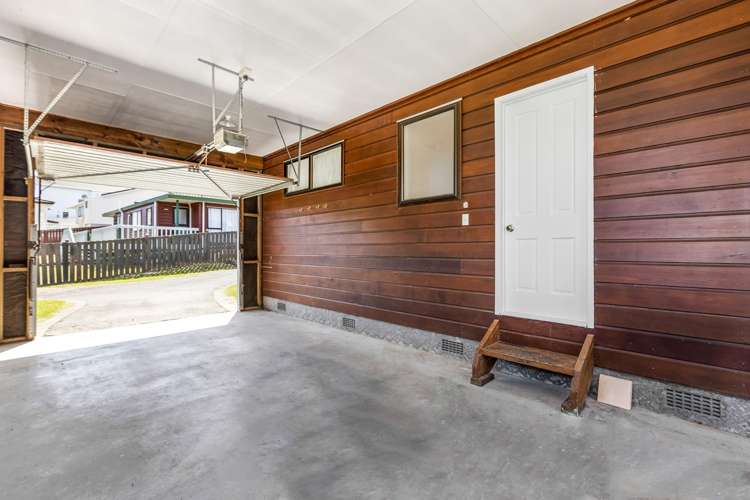 1 Ashton Fitchett Drive Brooklyn_16