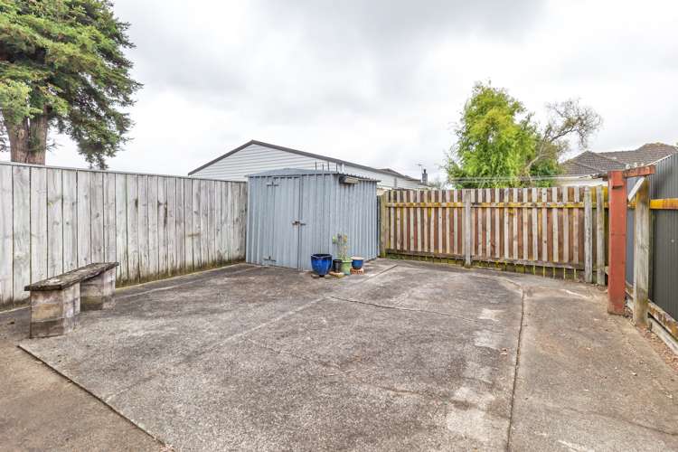 4/13 Victoria Street Levin_8