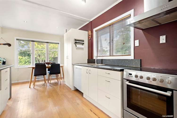 32 Smythe Road Henderson_10