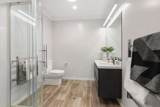 2/10 Gazeley Avenue Silverdale_4