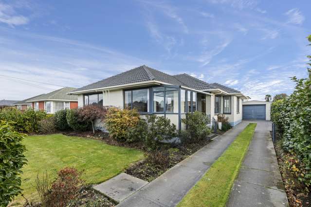 31 Vardon Crescent Shirley_1