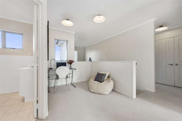 17 Gordon Davies Lane Huntington_9