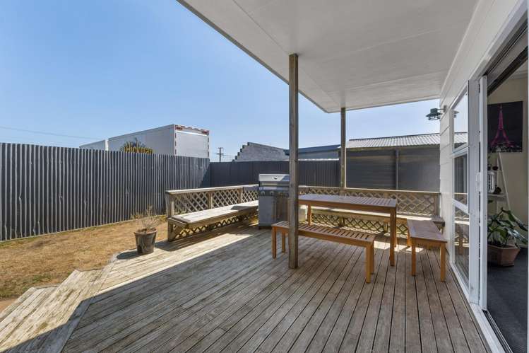 49 Burns Street Hawera_13