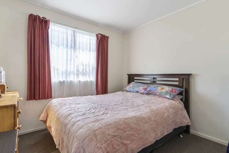 29 Sunlands Drive Manurewa_12