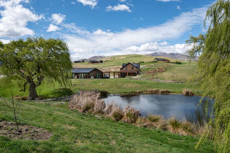 82 Threepwood Road Dalefield/Wakatipu Basin_16