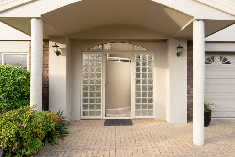 4 Village Way Welcome Bay_11