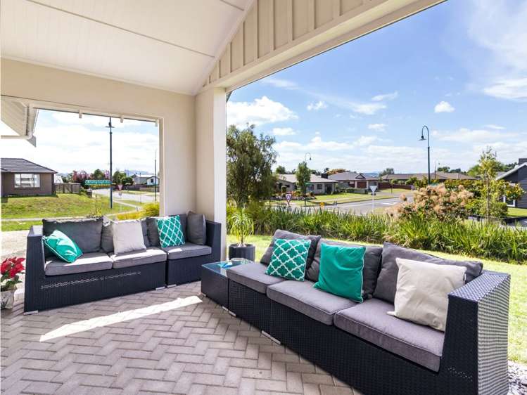 1 Brompton Close Richmond Heights_16