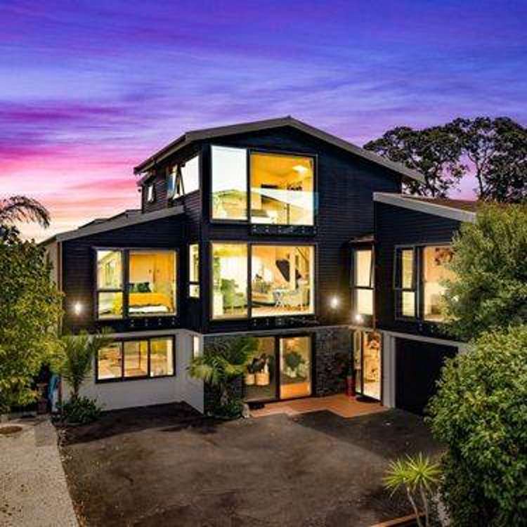 2/36 Seaview Road Castor Bay_20