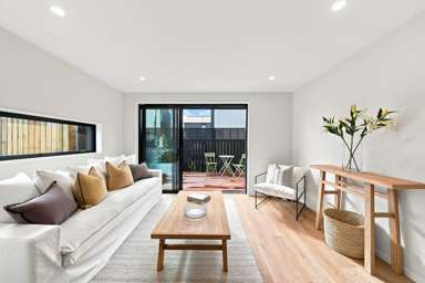 1/44 Roker Street_3