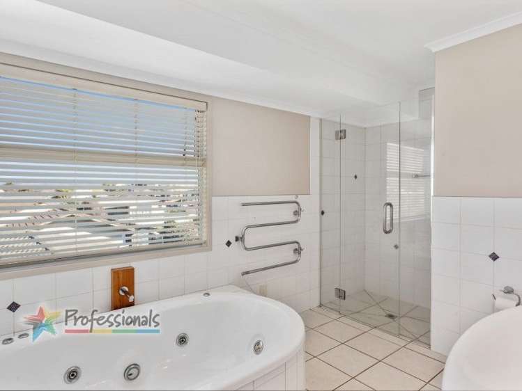 5 Esplanade Rise Coastlands_19