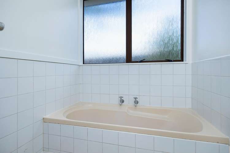 2/130 New Windsor Road New Windsor_17