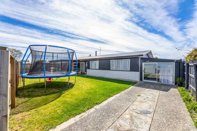 13 Faulkland Drive Witherlea_2