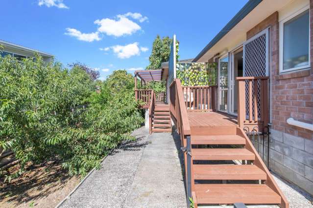 6 Camberley Court Manurewa_2