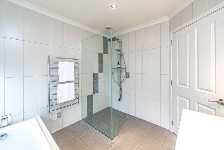 6 Webster Place Otamatea_7