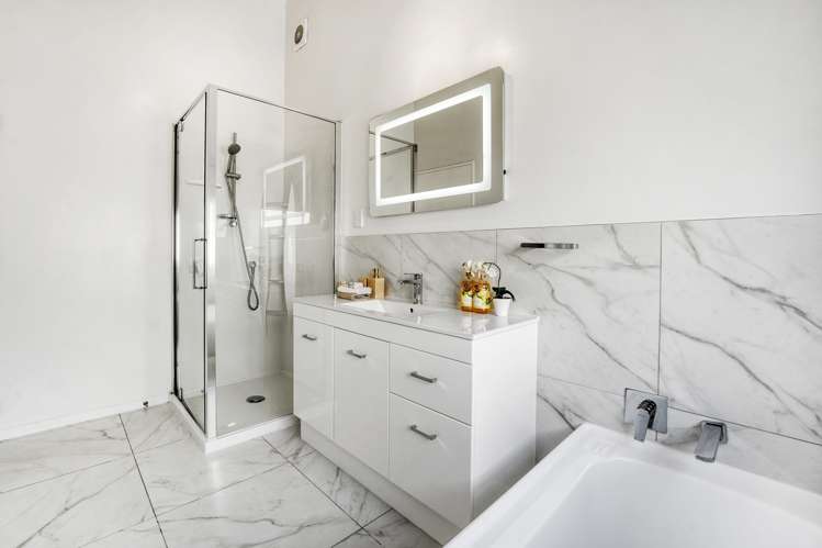 2/48 Woodside Avenue Northcote_16