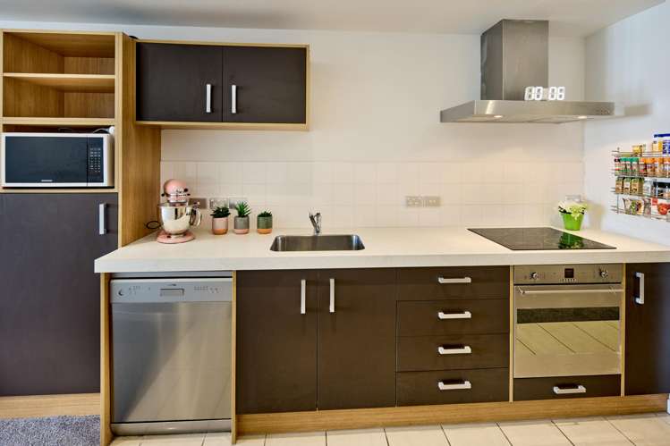 2E/245 Wakefield Street Te Aro_5