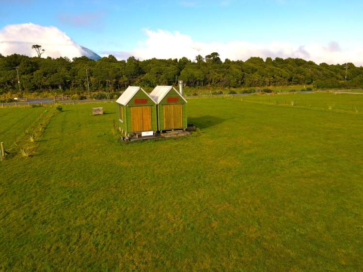 25 Fox Moth Drive Haast_3