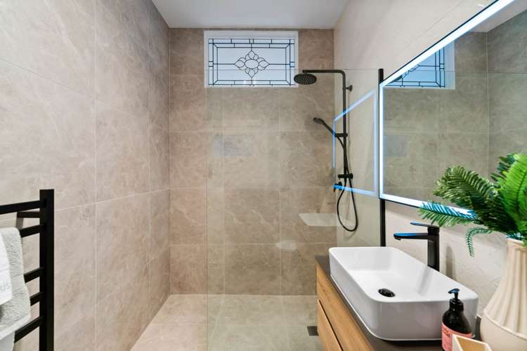 13 Peet Avenue Royal Oak_15