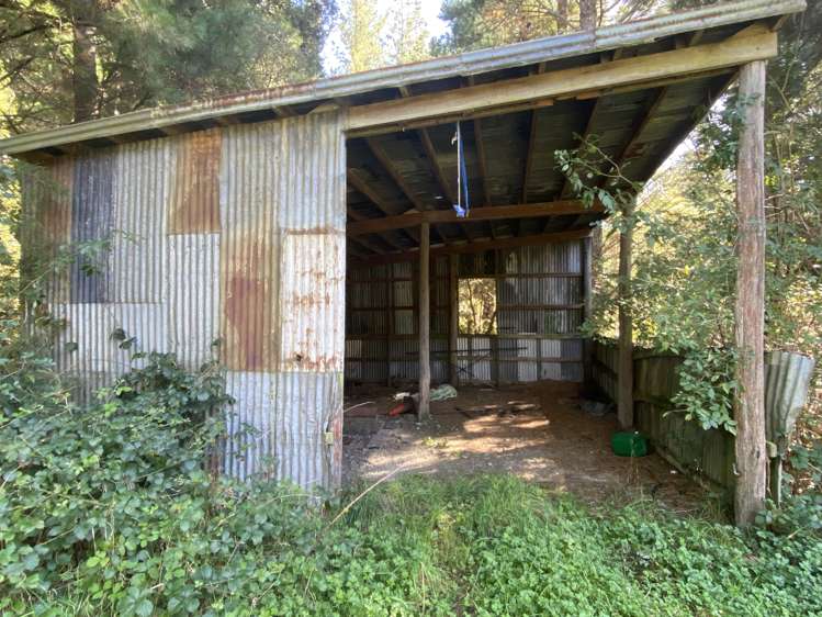 245 Sladdens Bush Road Oxford_17