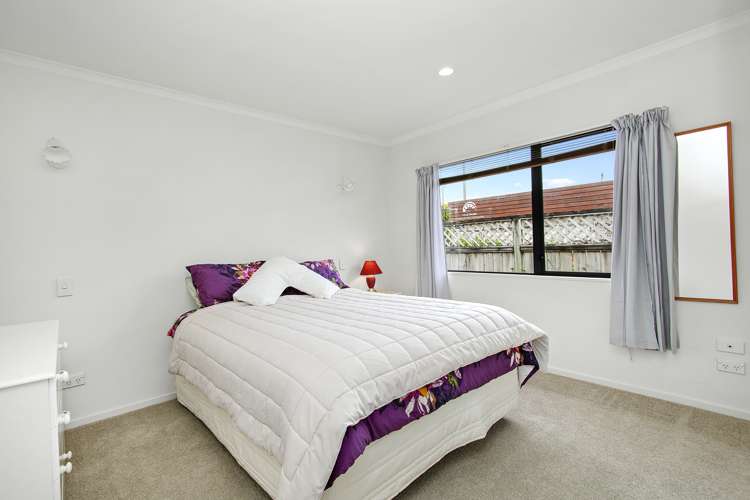 1 Elena Place Tawa_10
