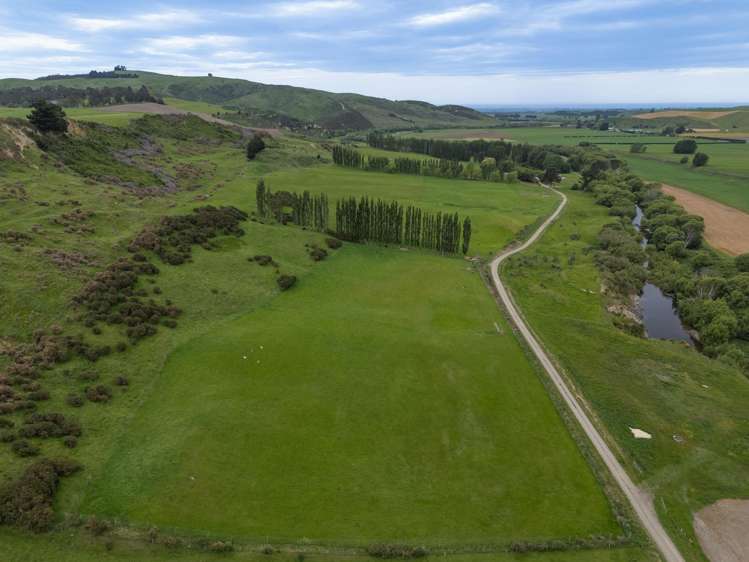 176 Campbells Road Waimate_3