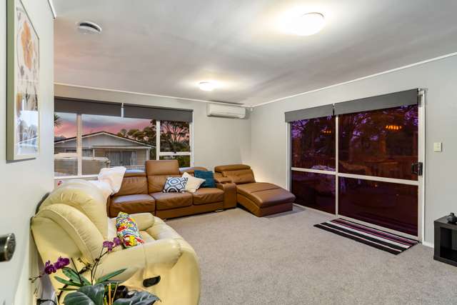 1/82a Captain Scott Road Glen Eden_4