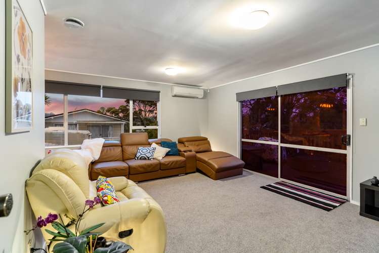 1/82a Captain Scott Road Glen Eden_4