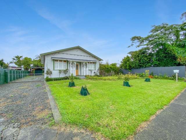 WAIROA - 3 BEDROOMS