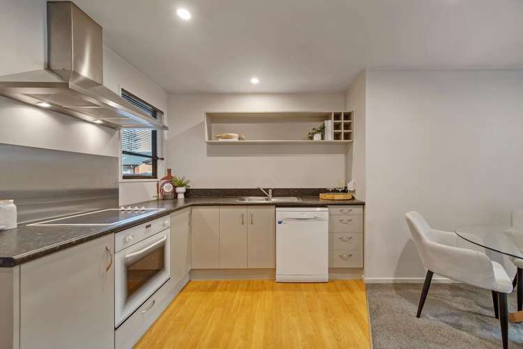 16c Defoe Place Waltham_9