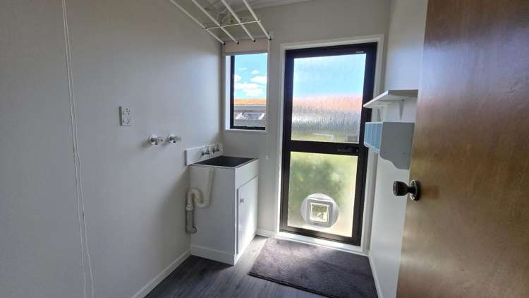  3 Owaka Close Kelson_17