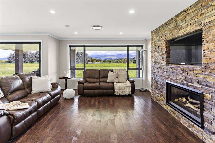 65 Andersons Line Carterton_11